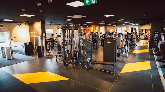 FIT STAR SPORTSCLUB Neunkirchen a. Brand - Neunkirchen am Brand