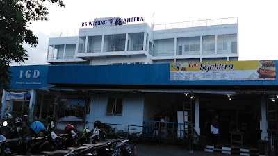 Photos of Hospital Wiyung Sejahtera