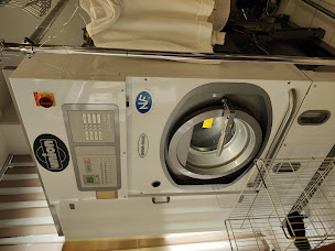 Photo n°15 de Pressing des Lys à Lyon (Blanchisserie)