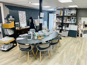 Photo n°12 de Europe Carrelage à Nanterre (Magasin de portes de douche)