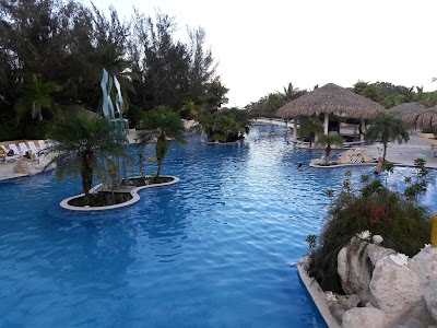 Photos of La Ensenada Beach Resort & Convention Center
