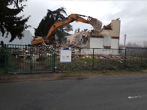 Photo n°6 de SAS DAVID RECIPON à Villeneuve-le-Comte (Agence de location de matériel)