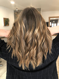 Photo n°9 de L'Atelier d'Elo à Aix-les-Bains (Salon de coiffure)