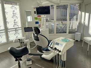 Photo n°1 de Madoun Hayette à Marseille (Dentiste)