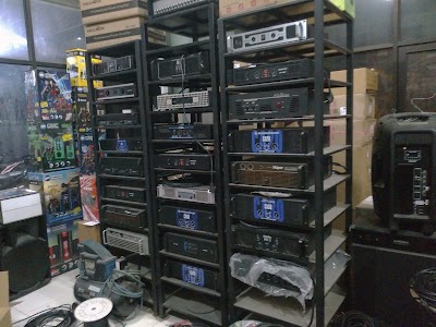 electronics-store