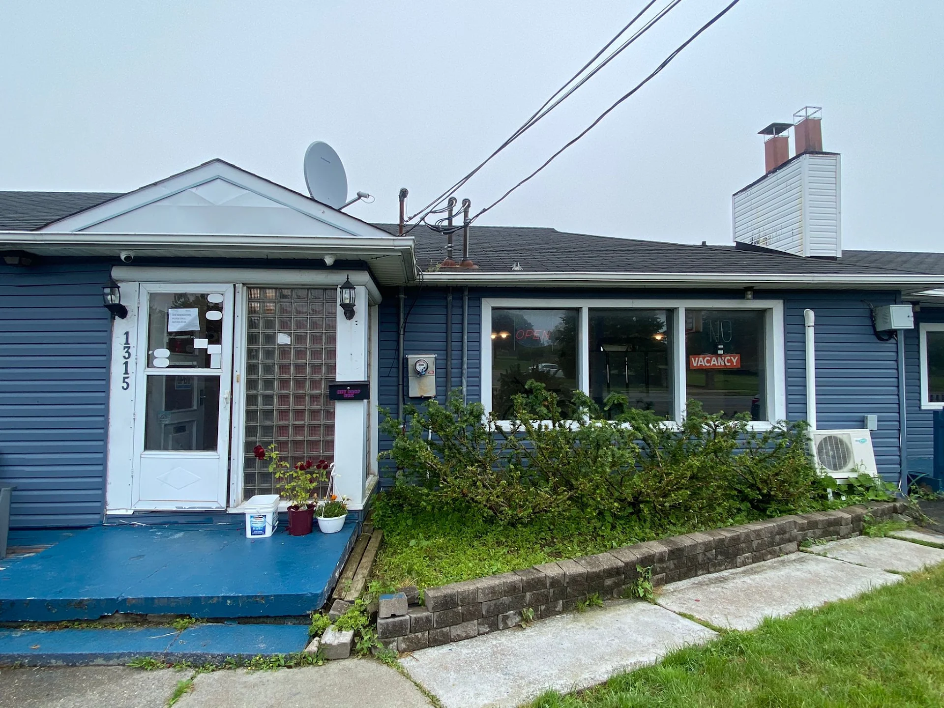 Hillcrest Motel