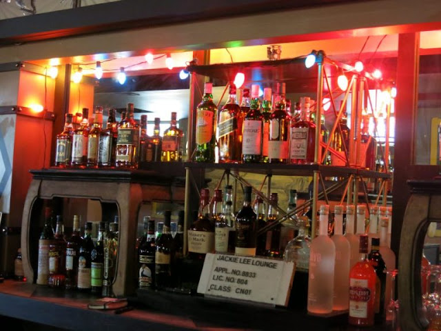 Jackie Lee's by null