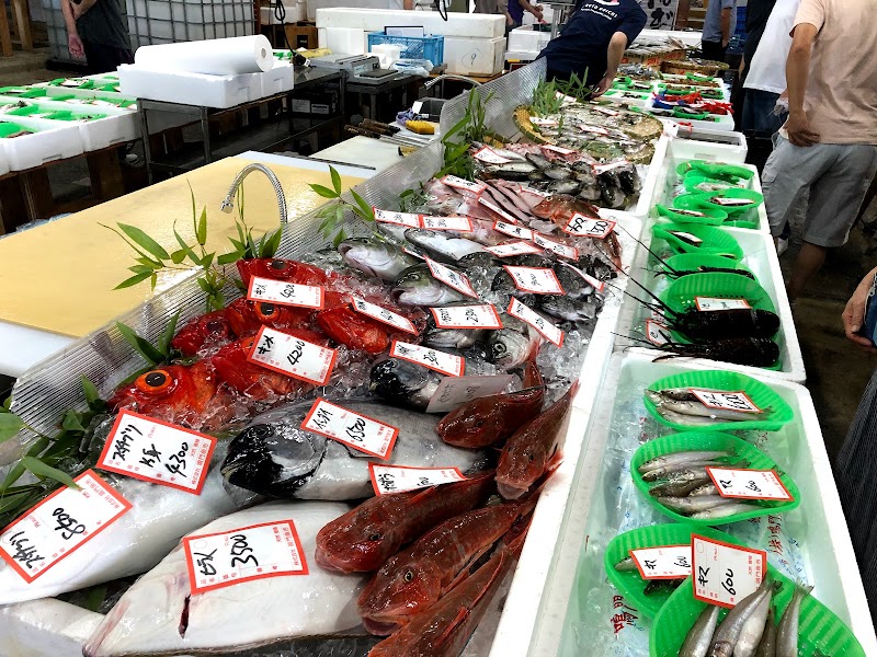 鳴門地方卸売市場 鳴門青果・朝市事業部