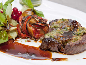 Photo n°2 de Arthur Traiteur à Saint-Lager (Traiteur)