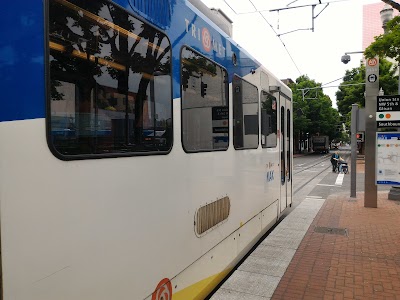 Union Station/NW 5th & Glisan MAX Stn