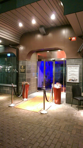 Clarion Hotel Plaza
