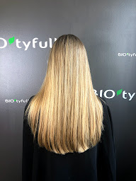 Photo n°42 de BIO'tyfull Coiffure à Six-Fours-les-Plages (Salon de coiffure)