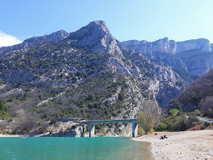 Photo n°12 de Reveduverdhon à Régusse (Hôtel)