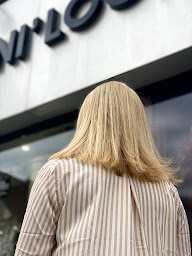 Photo n°8 de INFINI LOOK à Crépy-en-Valois (Salon de coiffure)