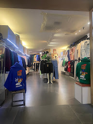Photo n°2 de 36th Avenue Montpellier magasin streetwear ,accessoires de mode à Montpellier (Boutique d'accessoires de mode)