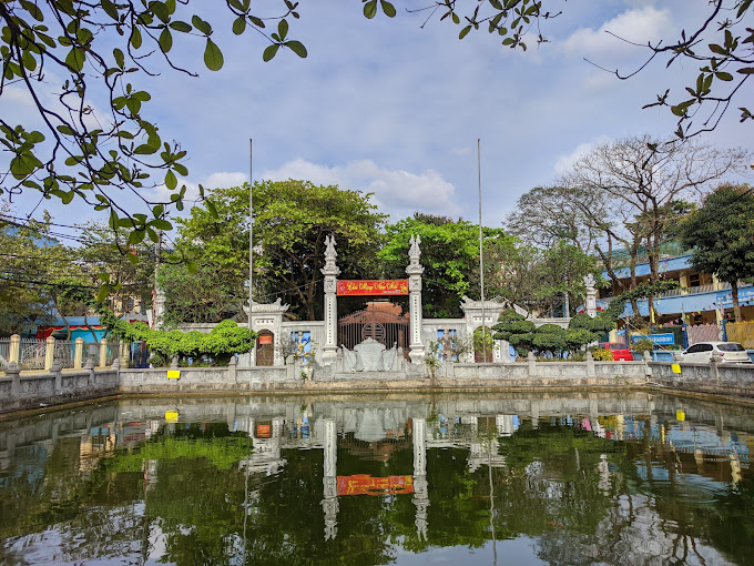 Vườn Hoa Vạn Phúc