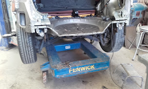 Photo n°7 de CARROSSERIE THERY Claude à Marcoing (Atelier de carrosserie automobile)