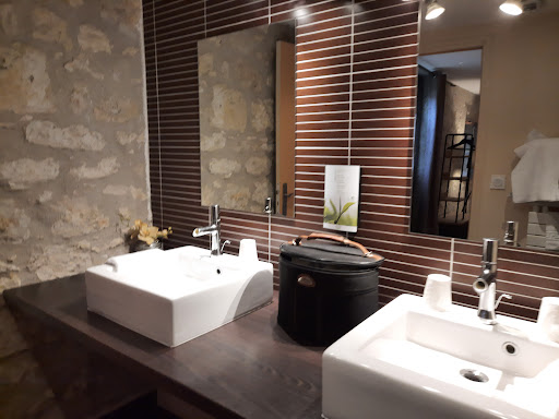 Logis Hôtel l'Auberge de Larressingle - Thumbnail