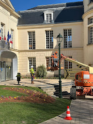 Photo n°8 de Saphir Assainissement - Urgence débouchage et pompage à Villecresnes (Plombier)