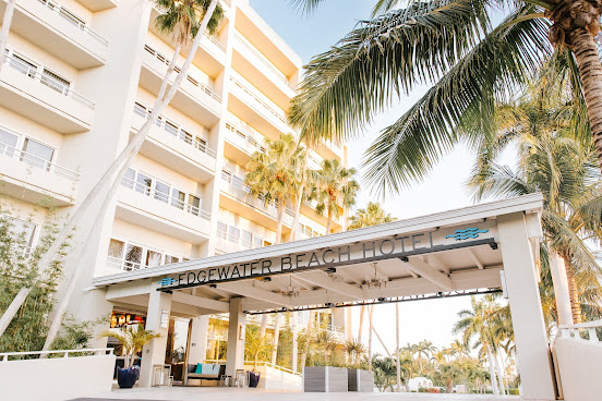 Edgewater Beach Hotel by null