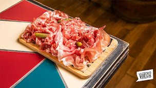 Photo n°17 de V and B Pornic à Pornic (Caviste)