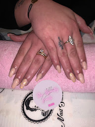 Photo n°2 de L’Nails Beauty à Cherbourg-en-Cotentin (Salon de manucure)