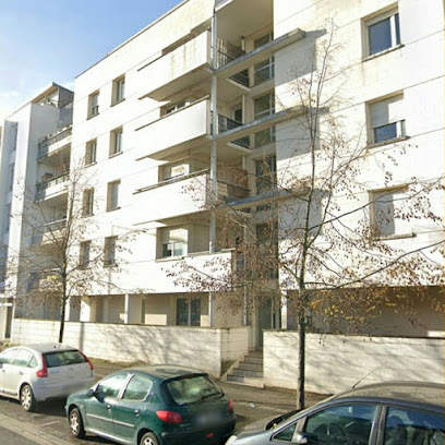 Docteur Imane Bezza Ophtalmologue Tours