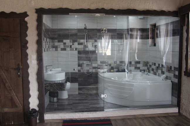 8214, област Бургас, с.Медово, ул. Райна Княгиня