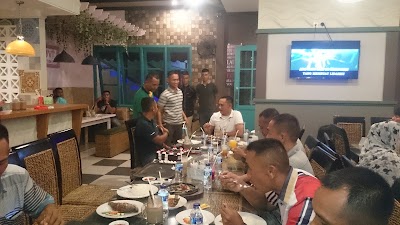 Photos of Laka-Laka Resto Dan Cafe