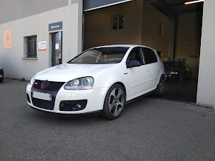 Photo n°9 de Garage N&S Autos Eurorepar Car Service à Vienne (Magasin de pneus)