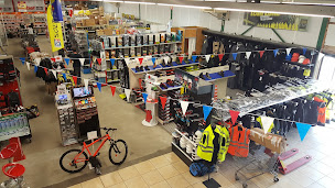 Photo n°10 de KERHERVE Redon à Bains-sur-Oust (Magasin d'outillage)