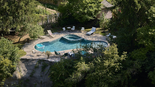 Photo de Piscines de France - Pisciniste Aurillac (15) - Construction de piscine à Cires-lès-Mello (60660)