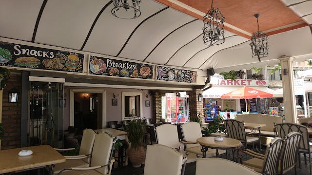 Lotza Café