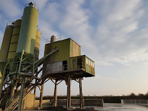 Photo n°8 de Beton Toffanello Freres à Merville (Fournisseur de béton prêt-à-l'emploi)