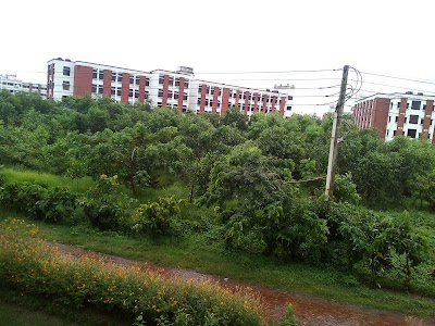 Photos of Begum Rokeya Univetsity,Administrative Building