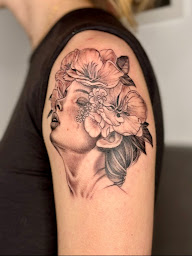 Photo n°23 de Change Your Mind Tattoo à Saint-Nazaire (Salon de tatouage et piercing)