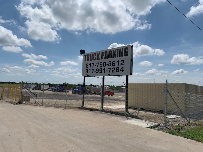 I35 Truck Parking & Self Storage