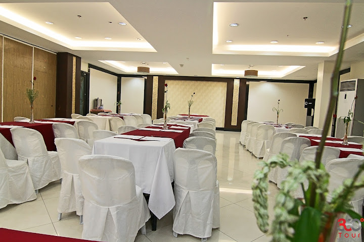 NAGA REGENT HOTEL by null