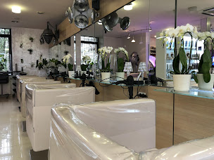 Photo n°1 de Gloria Bertin à Besançon (Salon de coiffure)