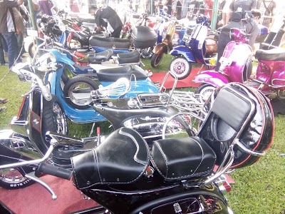 Photos of Alun-Alun T. Amir Hamzah Stabat