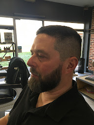 Photo n°13 de Satory Coiffure à Versailles (Barbier)