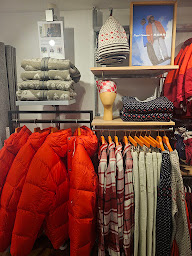 Photo n°36 de Mammut Store Chamonix à Chamonix-Mont-Blanc (Magasin de vêtements de sport)