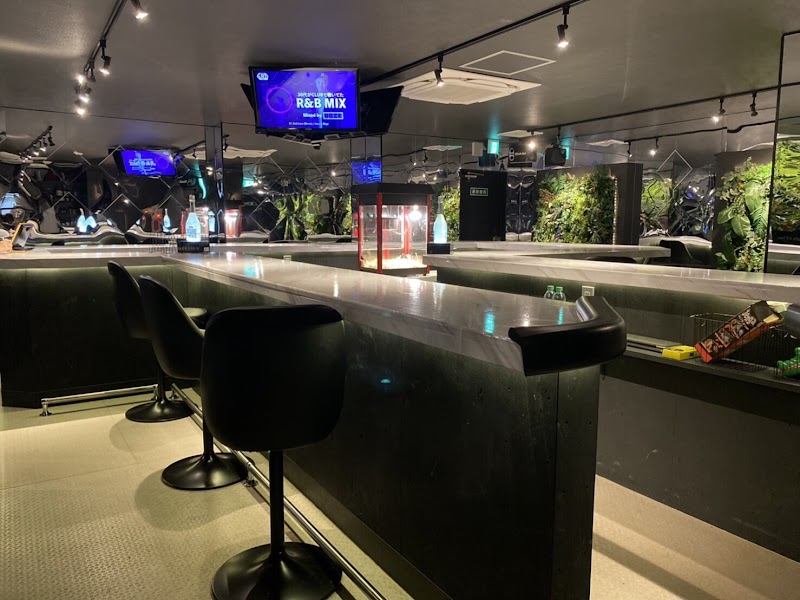 カジュアル・ガールズバー まる