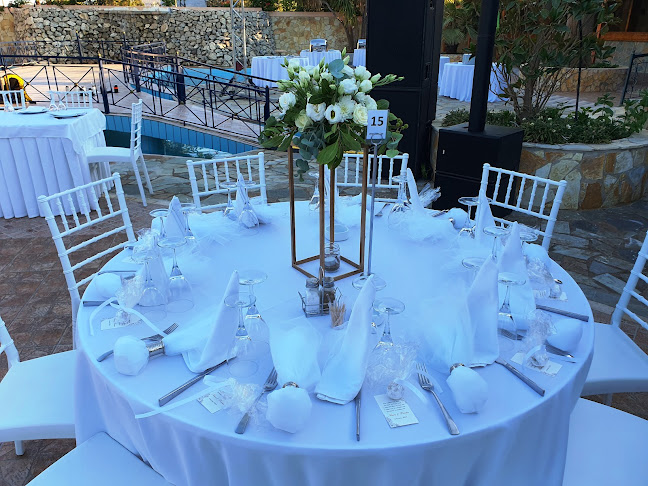 Τσακίρης Ιωάννης Ανθοπωλείο - Ιτέα