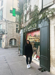 Photo n°2 de Pharmacie du Cours Mme GHARAFI Salima à Pézenas (Pharmacie bio)