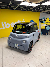 Photo n°6 de LIGIER STORE - ABZ FRANCIS OUTREAU - VOITURES SANS PERMIS LIGIER à Outreau (Vendeur de voitures d'occasion)