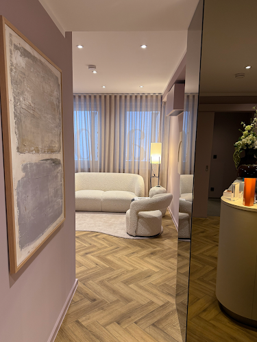 Kalia Lab Düsseldorf I Beauty, Health & Skin Longevity