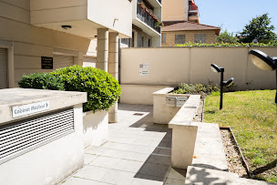 Photo n°3 de Esthetic medicare center. Dr Catherine Eychenne, centre de Médecine Esthétique et laser des Lilas à Les Lilas (Centre d'épilation laser)