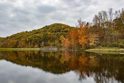 Photos of Tar Hollow State Park