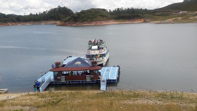 Photos of Guatap&eacute;